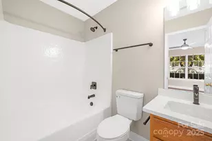 2012 Pheasant Glen Rd, Charlotte, NC 28214 - Photo 15