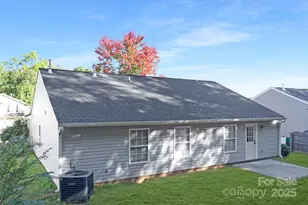 2012 Pheasant Glen Rd, Charlotte, NC 28214 - Photo 19