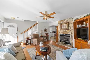 1553 16th Ave NE, Hickory, NC 28601 - Photo 5