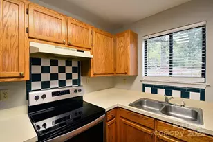 411 Mallard Head Ln, Mooresville, NC 28117 - Photo 5