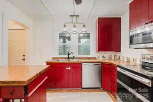 515 S Ashe Ave, Newton, NC 28658 - Photo 13