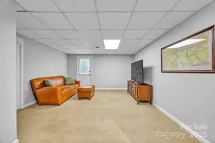 651 25th Ave NW, Hickory, NC 28601 - Photo 27