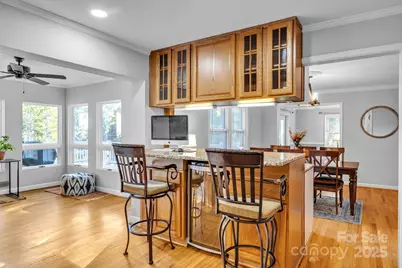 651 25th Avenue NW, Hickory, NC 28601 - Photo 15