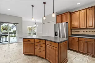 5014 Scaleybark Ct, Indian Trail, NC 28079 - Photo 9