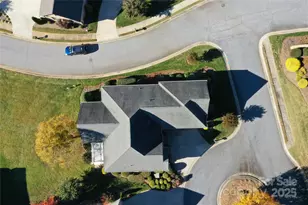 3800 Sarazen Ct NE, Conover, NC 28613 - Photo 3