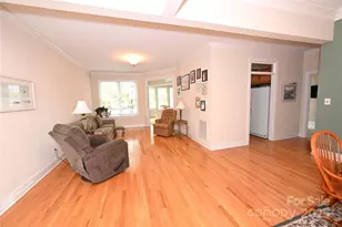 3800 Sarazen Ct NE, Conover, NC 28613 - Photo 9