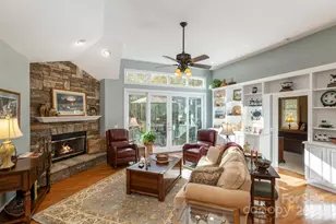 115 Chancery Ct, Flat Rock, NC 28731 - Photo 9