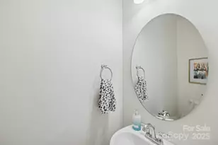 2318 Magnolia Blossom Wy, Charlotte, NC 28211 - Photo 17