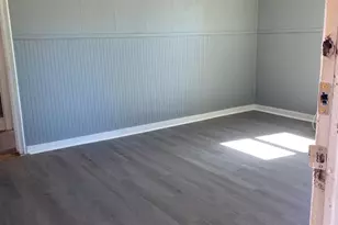 327 39th St Pl SW, Hickory, NC 28602 - Photo 3