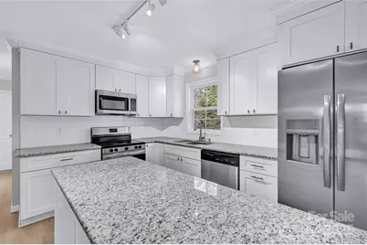 2422 Messer Street, Valdese, NC 28690 - Photo 13