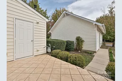 1115 Drummond Lane, Matthews, NC 28104 - Photo 21