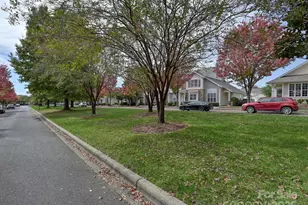 1115 Drummond Ln, Matthews, NC 28104 - Photo 3