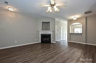 1115 Drummond Ln, Matthews, NC 28104 - Photo 5