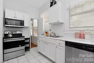 1534 Jennings St, Charlotte, NC 28216 - Photo 3