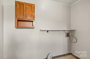 83 Flint St, Canton, NC 28716 - Photo 13