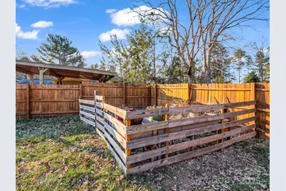 2 Red Apple Drive, Hendersonville, NC 28792 - Photo 9