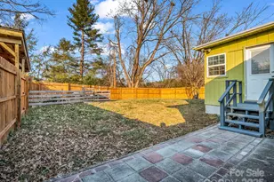 2 Red Apple Dr, Hendersonville, NC 28792 - Photo 11