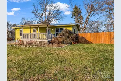 2 Red Apple Drive, Hendersonville, NC 28792 - Photo 3