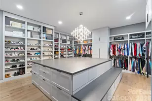 15700 Youngblood Rd, Charlotte, NC 28278 - Photo 3