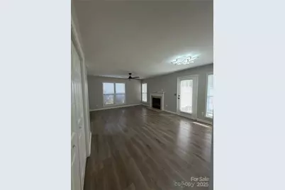 2617 Meadow Knoll Drive, Charlotte, NC 28269 - Photo 7