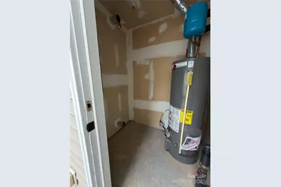 2617 Meadow Knoll Drive, Charlotte, NC 28269 - Photo 25