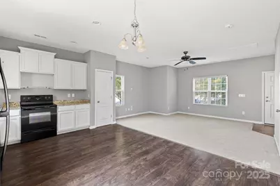 6004 Vista Woods Lane, Charlotte, NC 28215 - Photo 13