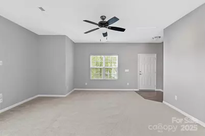 6004 Vista Woods Lane, Charlotte, NC 28215 - Photo 7