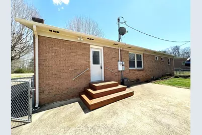 3157 28th Street NE, Hickory, NC 28601 - Photo 5