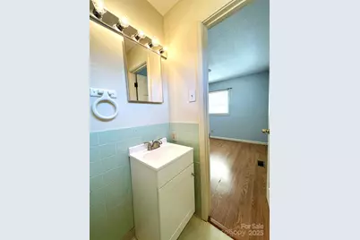 3157 28th Street NE, Hickory, NC 28601 - Photo 47