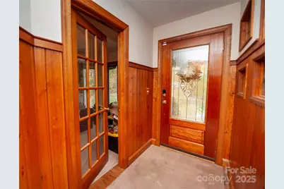 482 Forest Park Drive, Hendersonville, NC 28792 - Photo 7