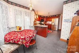 482 Forest Park Dr, Hendersonville, NC 28792 - Photo 13