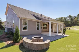 8949 Silver Springs Ct, Charlotte, NC 28215 - Photo 17