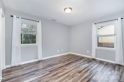 5201 Poplar Springs Drive, Charlotte, NC 28269 - Photo 15