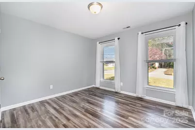 5201 Poplar Springs Drive, Charlotte, NC 28269 - Photo 17