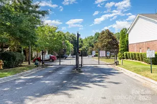 2108 Sardony Ln, Charlotte, NC 28213 - Photo 23