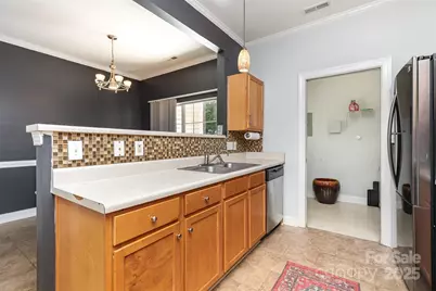 2108 Sardony Lane, Charlotte, NC 28213 - Photo 11