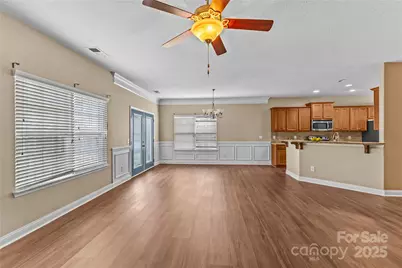 2532 Glyncastle Way, Gastonia, NC 28056 - Photo 9