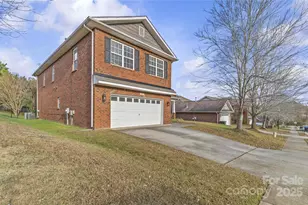 2532 Glyncastle Way, Gastonia, NC 28056 - Photo 3
