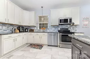 10759 Big Bear Dr, Charlotte, NC 28278 - Photo 17