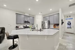 6009 Chelsea Oaks Rdg, Fort Mill, SC 29708 - Photo 5