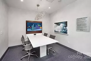 225 S Poplar St, Charlotte, NC 28202 - Photo 5