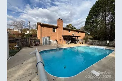 1250 21st Avenue NE, Hickory, NC 28601 - Photo 27