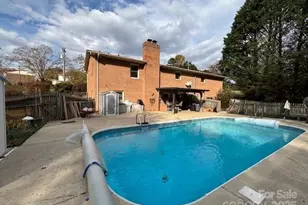 1250 21st Ave NE, Hickory, NC 28601 - Photo 27