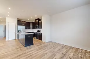 9645 Munsing Dr, Charlotte, NC 28269 - Photo 9