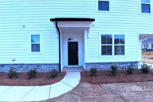 9645 Munsing Dr, Charlotte, NC 28269 - Photo 3