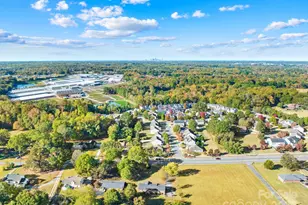 11022 Belmont Run Ln, Charlotte, NC 28213 - Photo 39