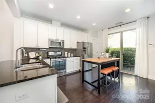 3252 Bending Birch Ln, Charlotte, NC 28206 - Photo 11