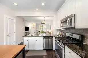 3252 Bending Birch Ln, Charlotte, NC 28206 - Photo 15