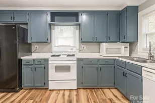 23 Lawndale Ave SE, Concord, NC 28025 - Photo 3