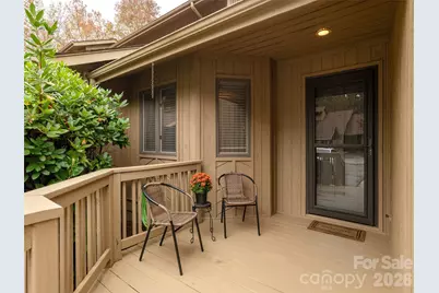 606 Red Oak Drive, Hendersonville, NC 28791 - Photo 3